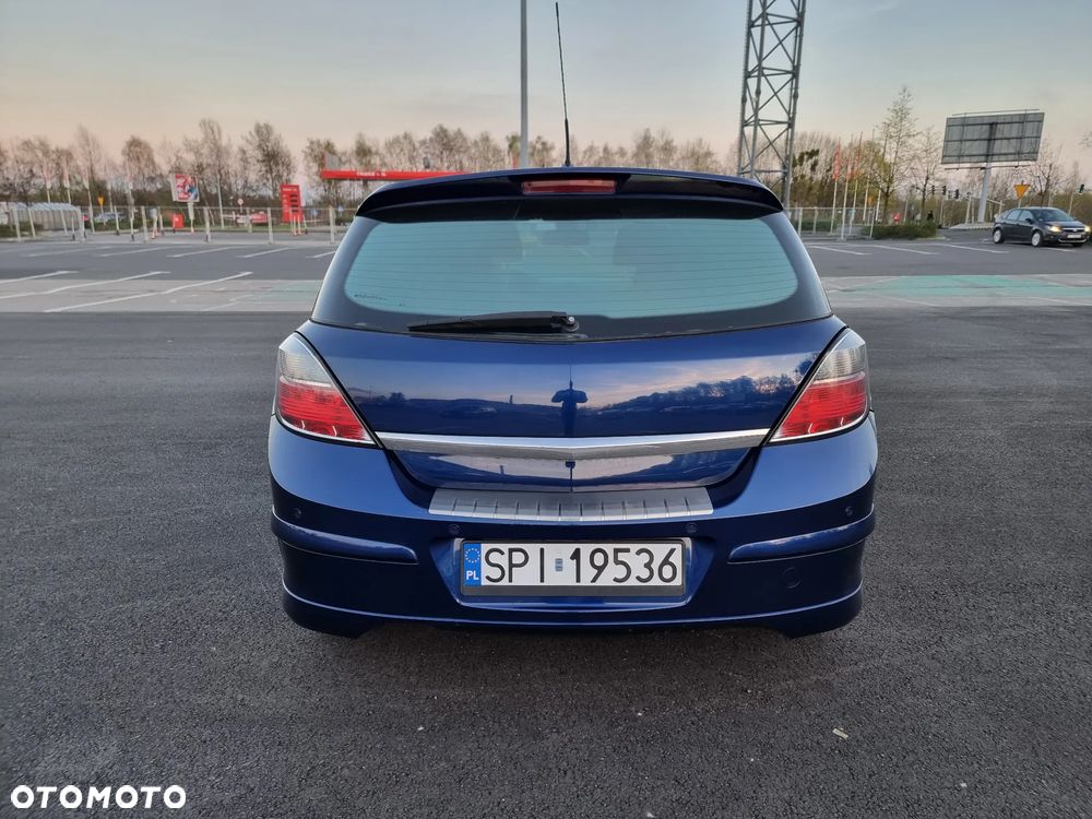 Opel Astra 1.6 Sport - 19