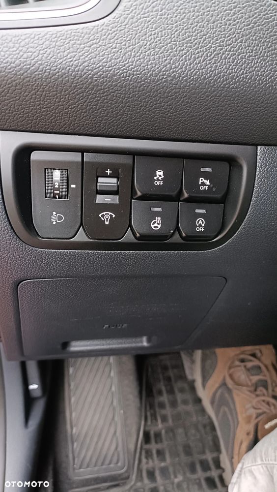 Kia Rio 1.4 Fifa World Cup Edition - 23