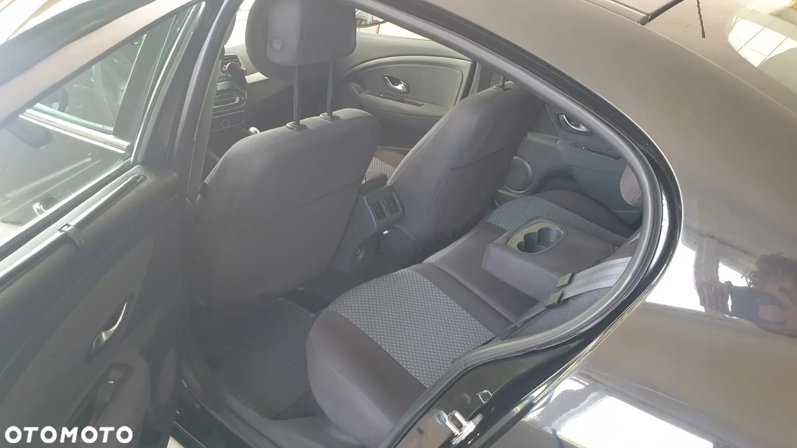 Renault Fluence 1.6 16V Expression - 11