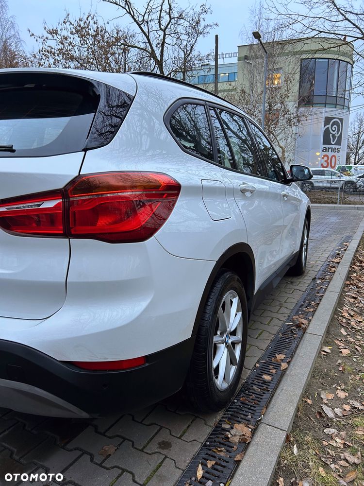 BMW X1 sDrive18i GPF Advantage - 9
