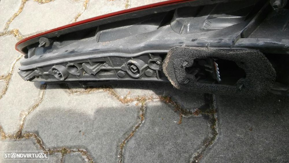 Farois traseiros opel meriva - 7