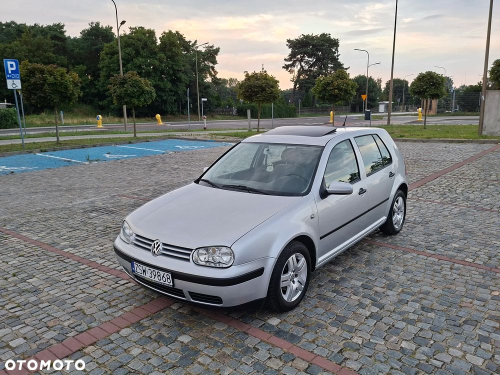 Volkswagen Golf 2.0 Comfortline - 3