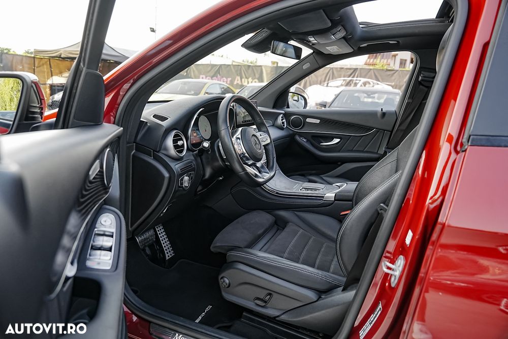 Mercedes-Benz GLC 300 4MATIC 9G-TRONIC AMG Line - 18
