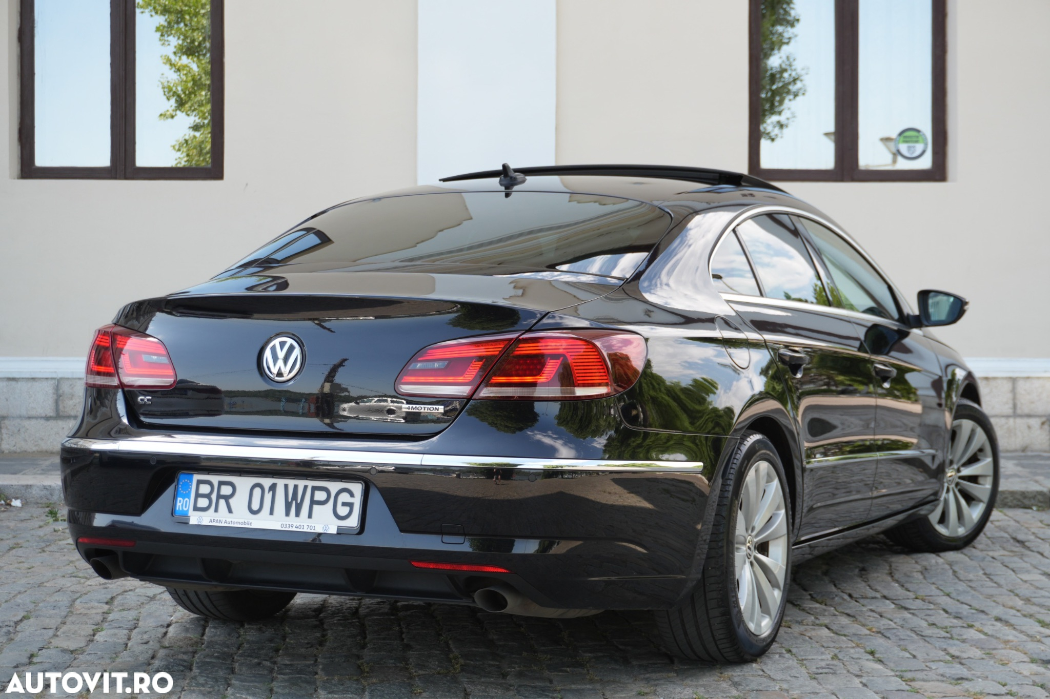 Volkswagen Passat CC 2.0 TDI DSG 4Motion BMT - 3