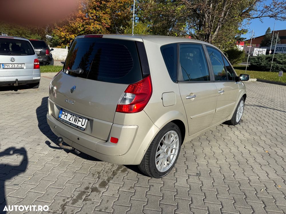 Renault Scenic 1.9 dCi FAP Avantage - 2