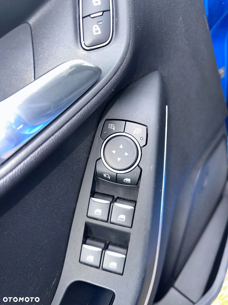 Ford Fiesta 1.0 EcoBoost S&S ACTIVE - 13