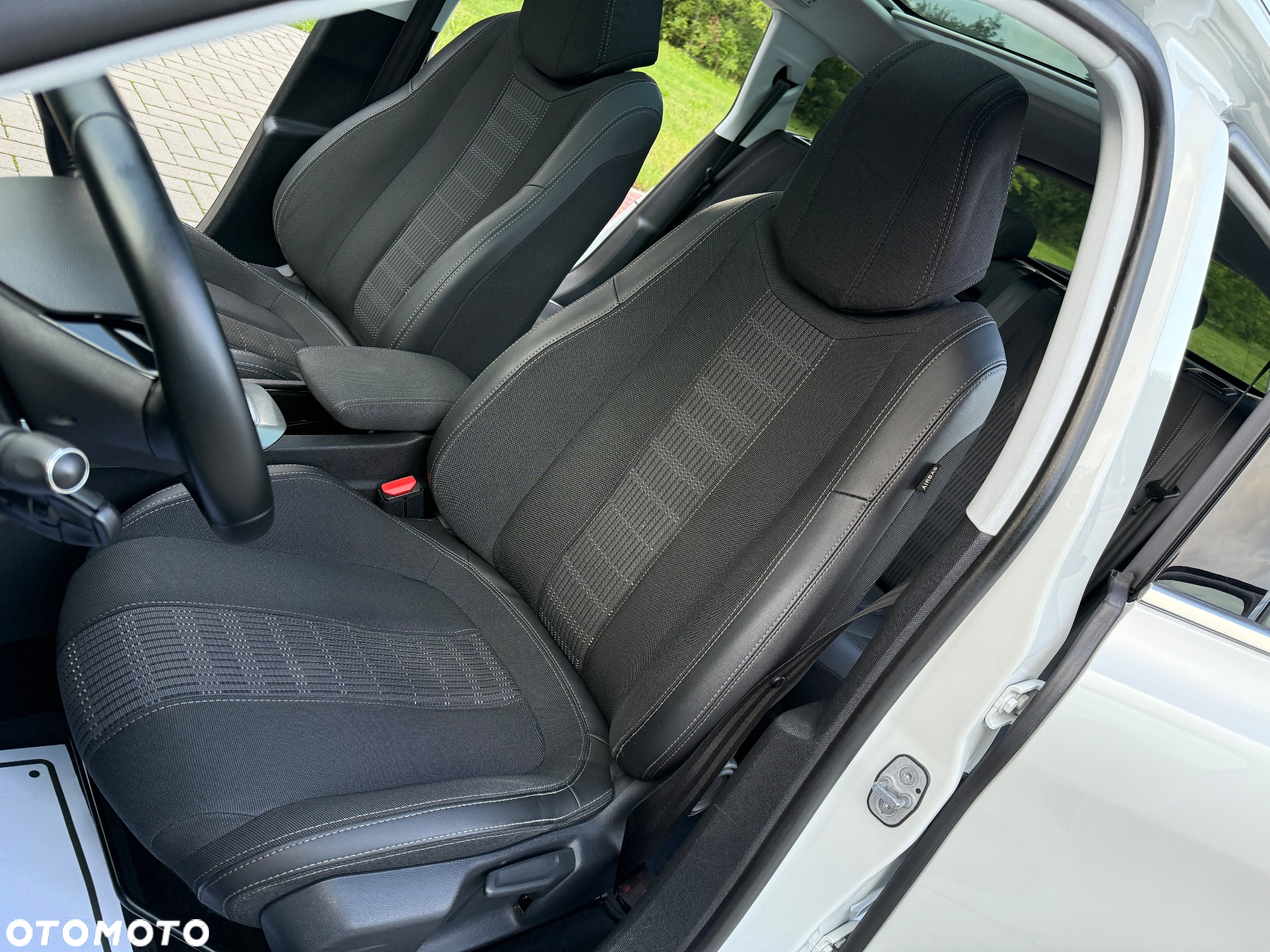 Peugeot 308 SW BlueHDi 120 EAT6 Stop & Start Allure - 18