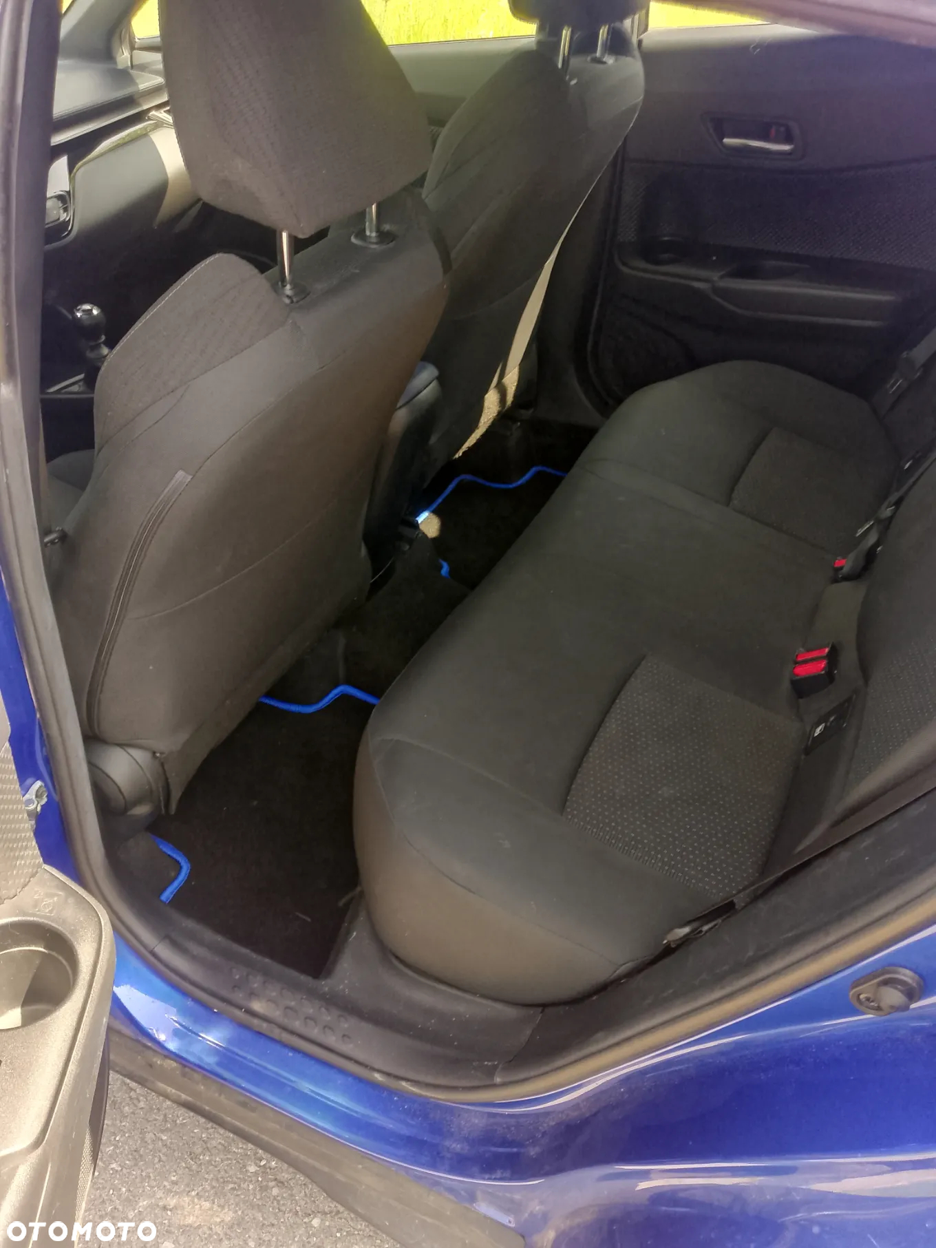 Toyota C-HR 1.2 T Dynamic - 13