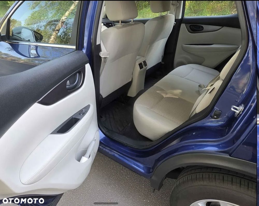 Nissan Qashqai - 2