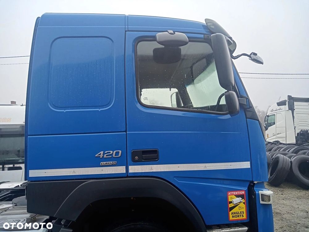 VOLVO FM4 / NISKA Z ŁÓŻKIEM / KABINA EURO 6 KOMPLETNA / AUTOMAT - 5