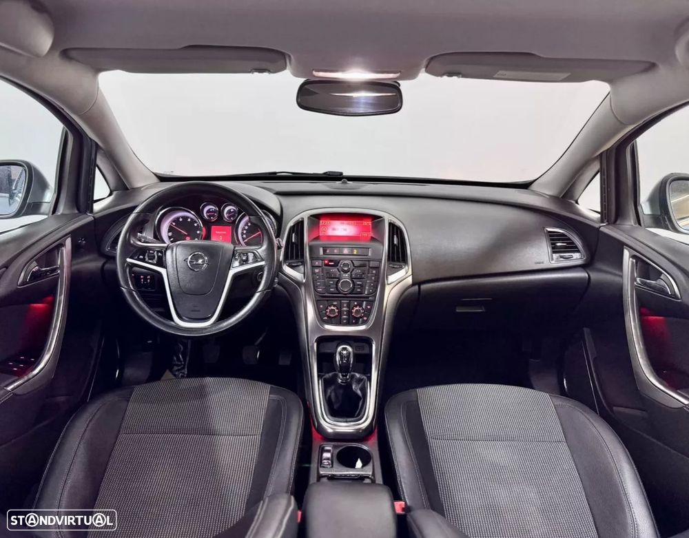 Opel Astra 1.3 CDTI Cosmo S/S - 26