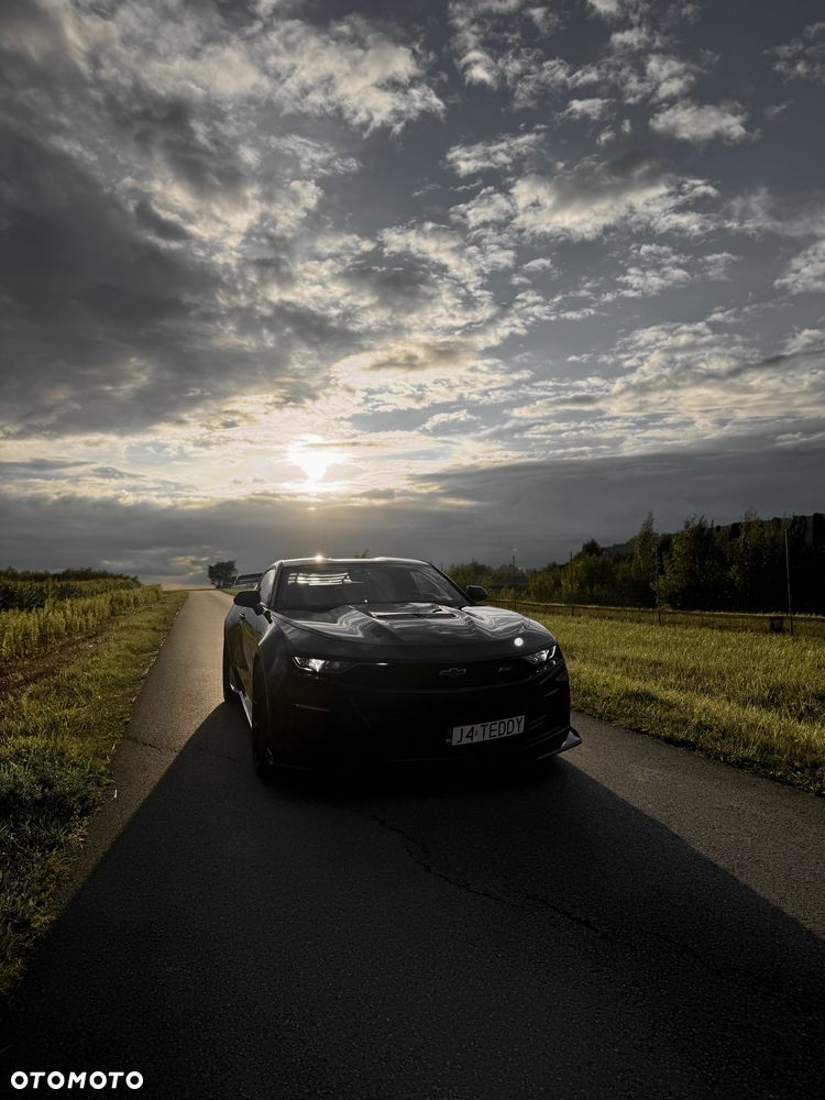 Chevrolet Camaro 2019 photo 2