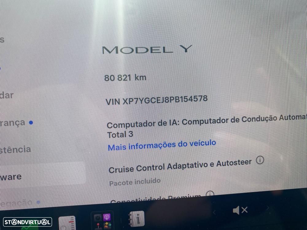 Tesla Model Y Standard RWD - 13
