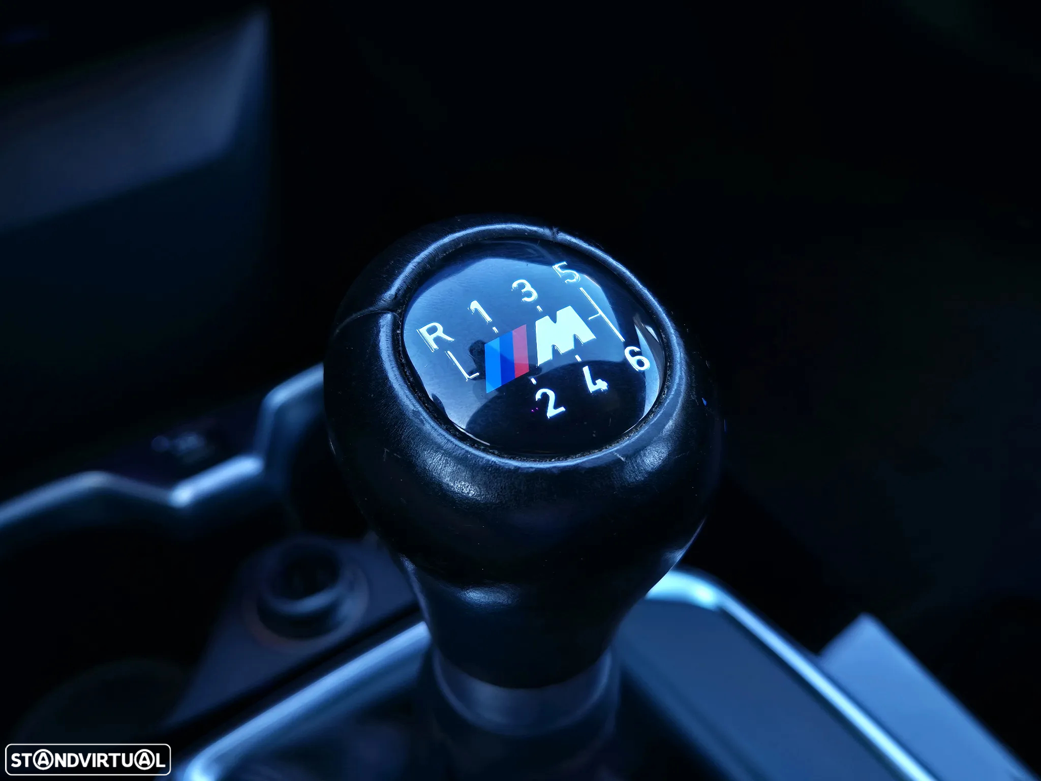 BMW 116 d Pack Desportivo M - 13