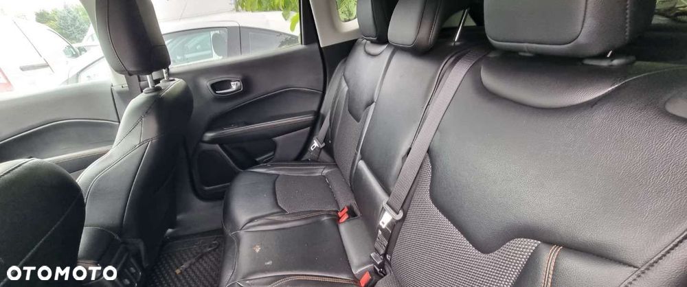 Jeep Compass - 9