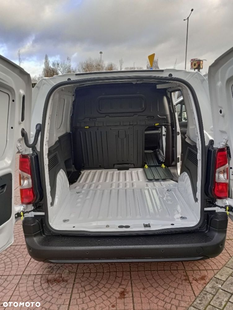 Peugeot Partner - 16