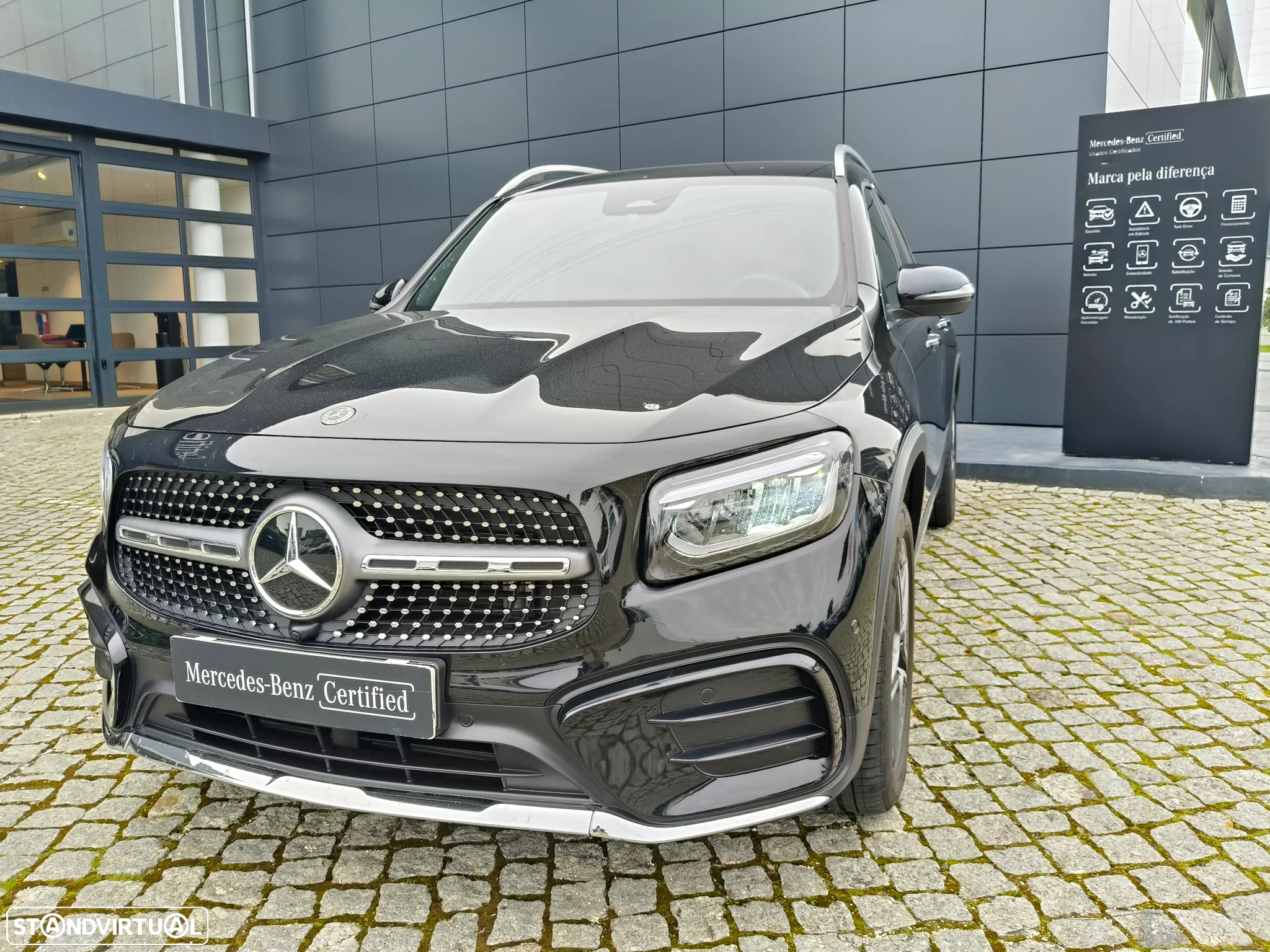 Mercedes-Benz GLB 180 d AMG Line - 3