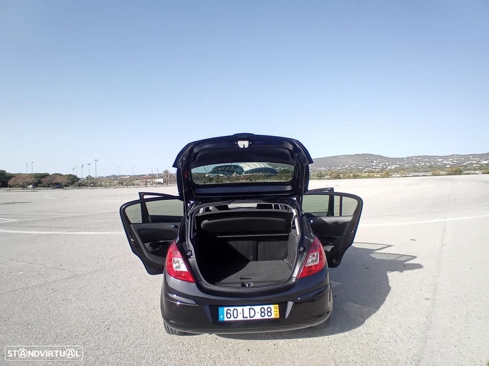 Opel Corsa 1.2 Cosmo 111 - 15