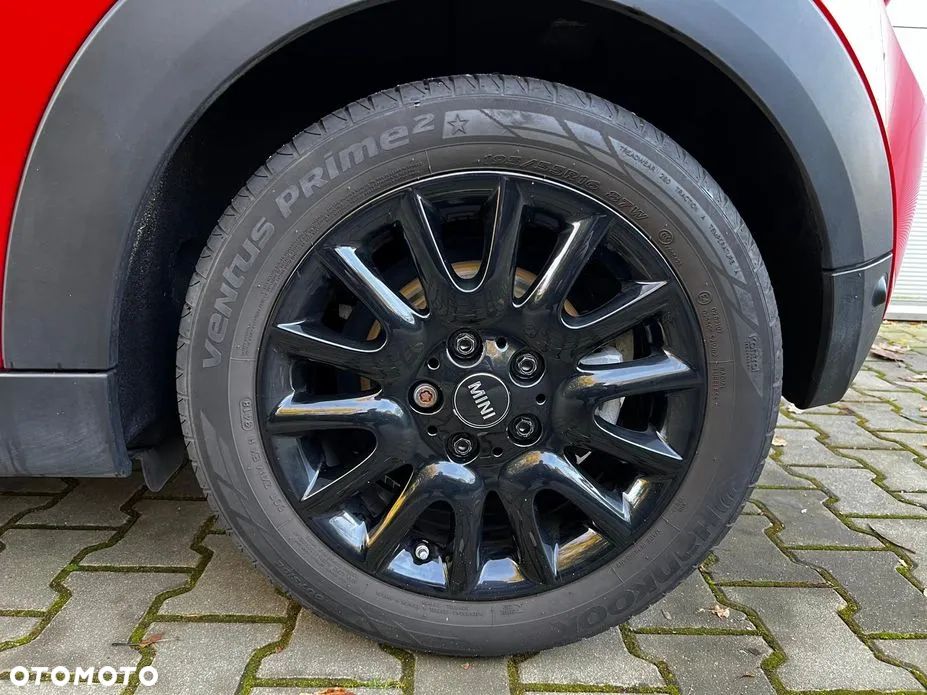 MINI Cooper Standard - 12