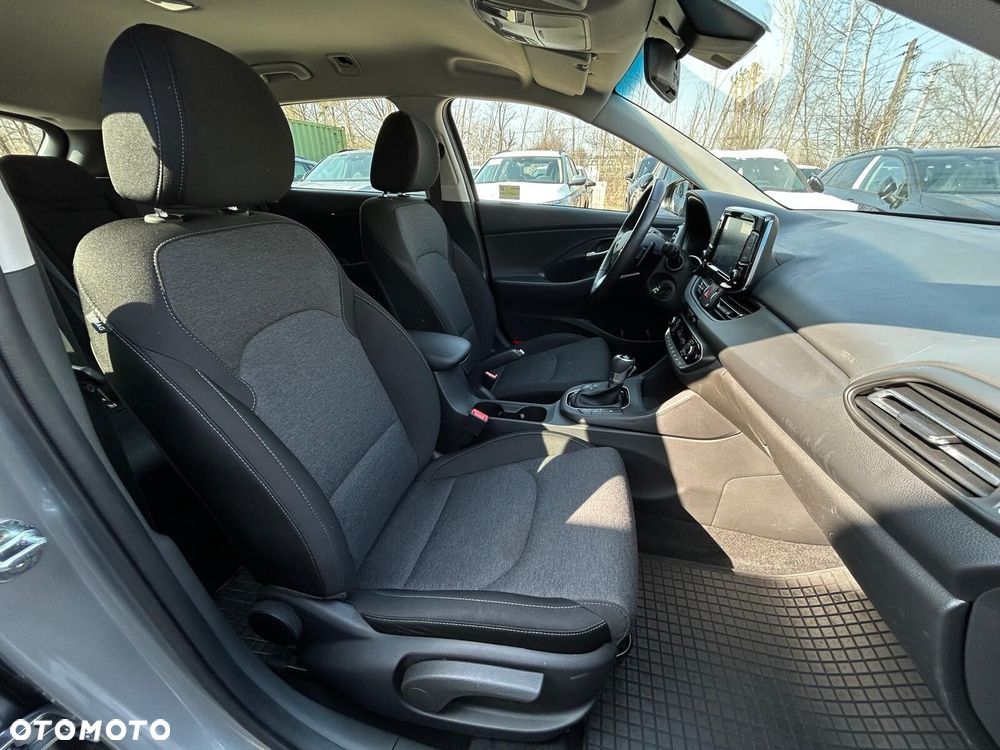 Hyundai i30 1.0 T-GDI Smart DCT - 17