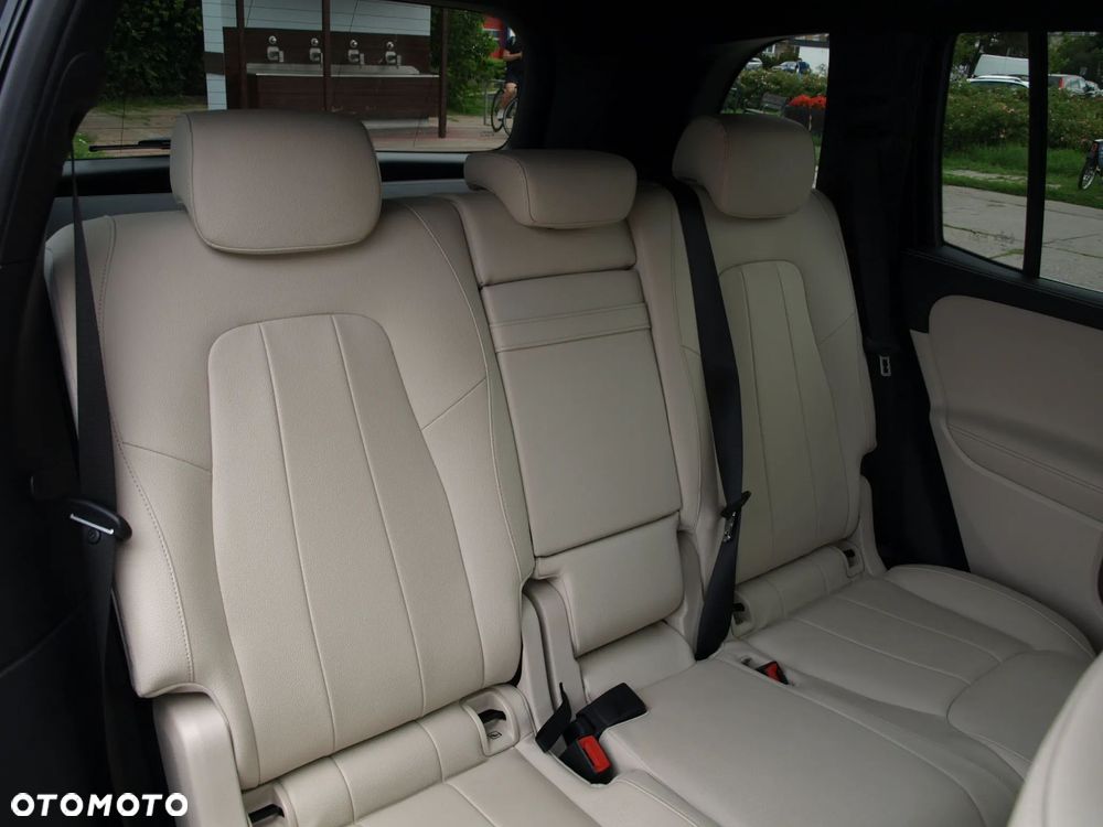Mercedes-Benz GLB 200 Progressive 7G-DCT - 14
