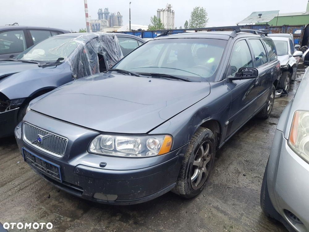 CZĘŚCI Volvo S70/V70 II 2,4 DIESEL 125 kW / 170KM SILNIK B5244S 5 DRZWI - 3