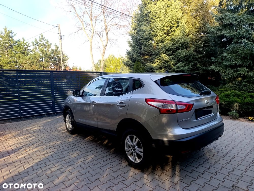 Nissan Qashqai 1.2 DIG-T Xtronic N-Vision - 7