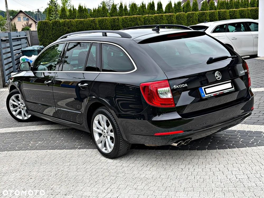 Skoda Superb 2.0 TDI Ambition DSG - 12