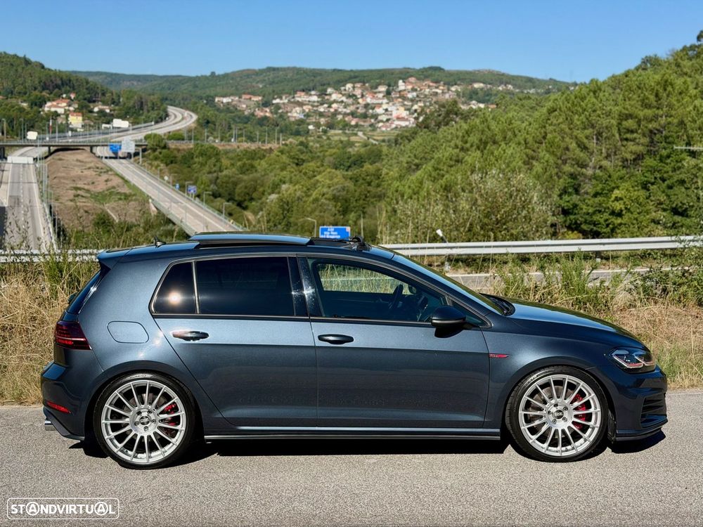 Volkswagen Golf 2.0 TSI GTI DSG Performance — fotografia 3