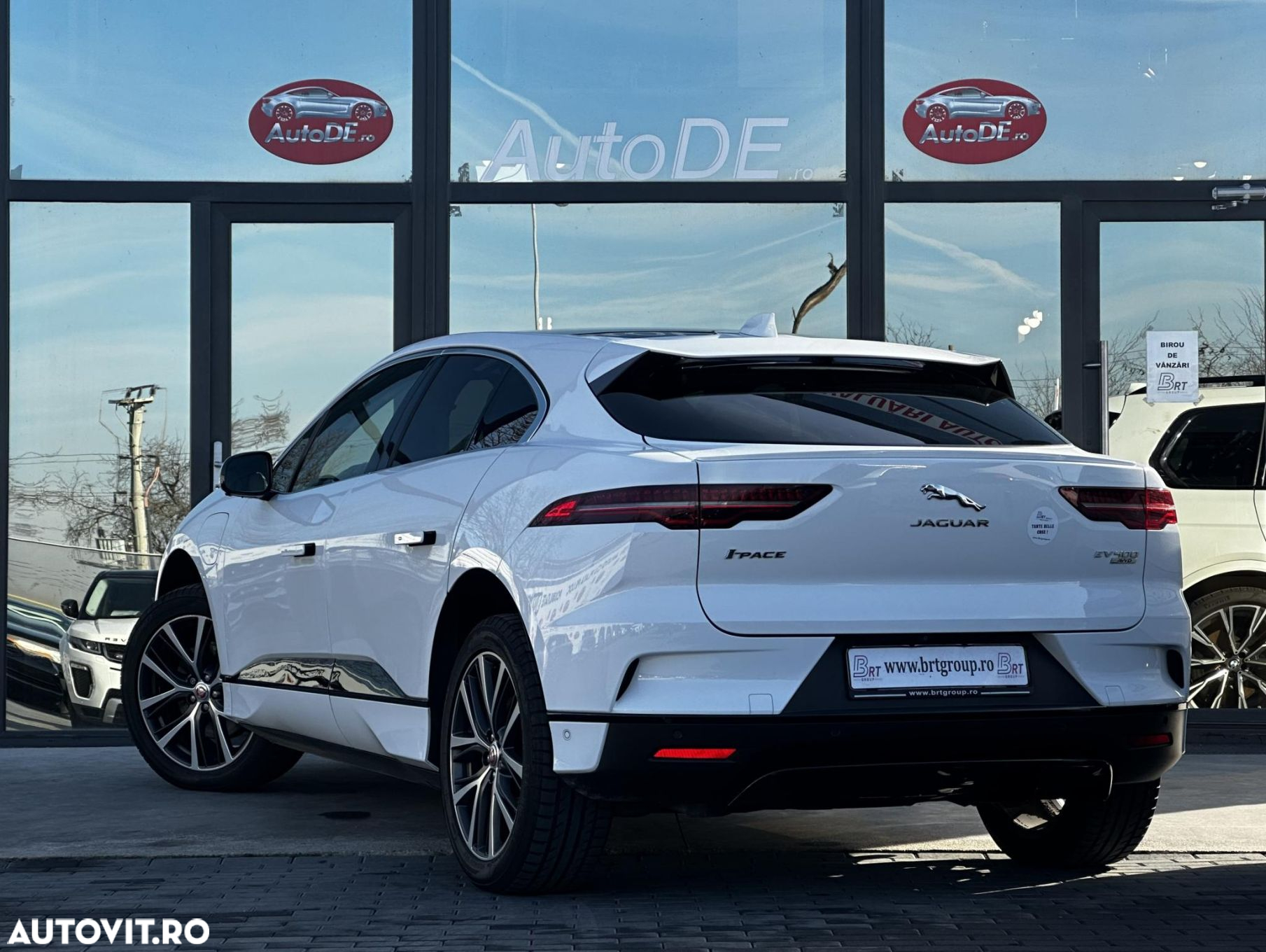 Jaguar I-Pace - 4