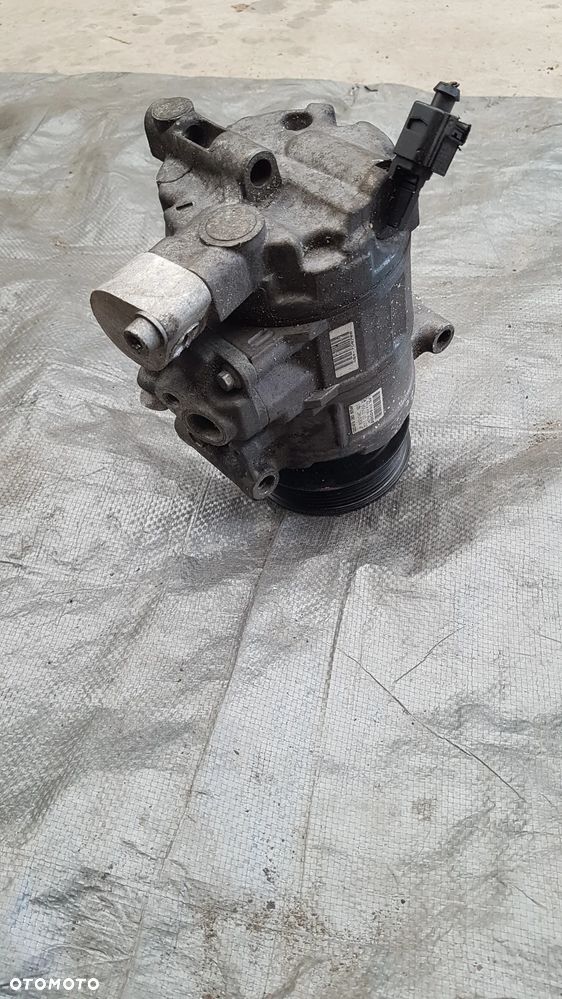 VW SKODA AUDI SEAT KOMPRESOR KLIMATYZACJI 4F0260805AP - 2