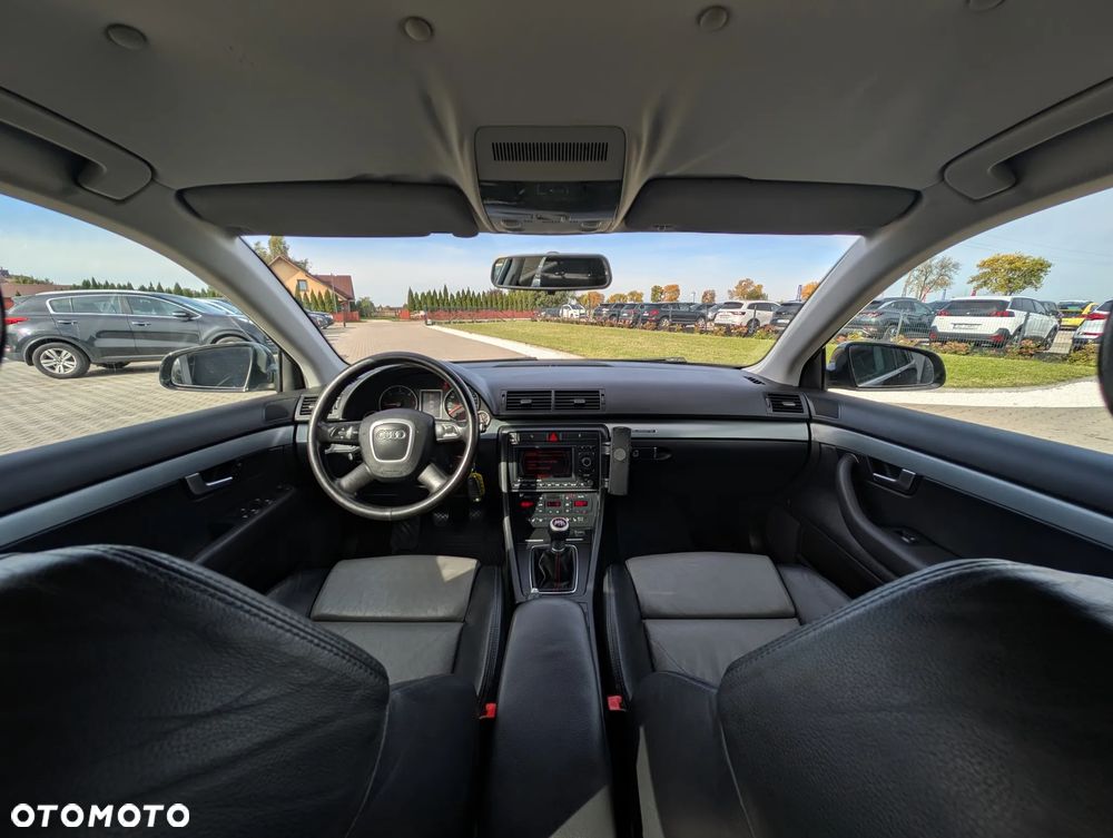 Audi A4 Avant 3.0 TDI quattro - 25