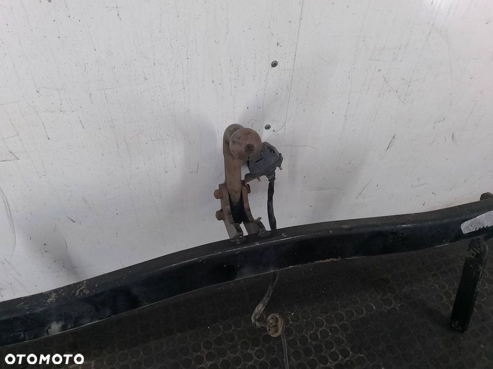 HAK HOLOWNICZY VW GOLF V 321750 HATCHBACK - 2