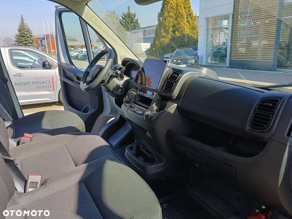 Toyota Proace MAX Electric - 8