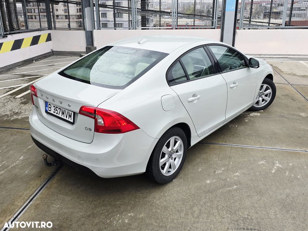 Volvo S60 D3 Start-Stop Kinetic - 4