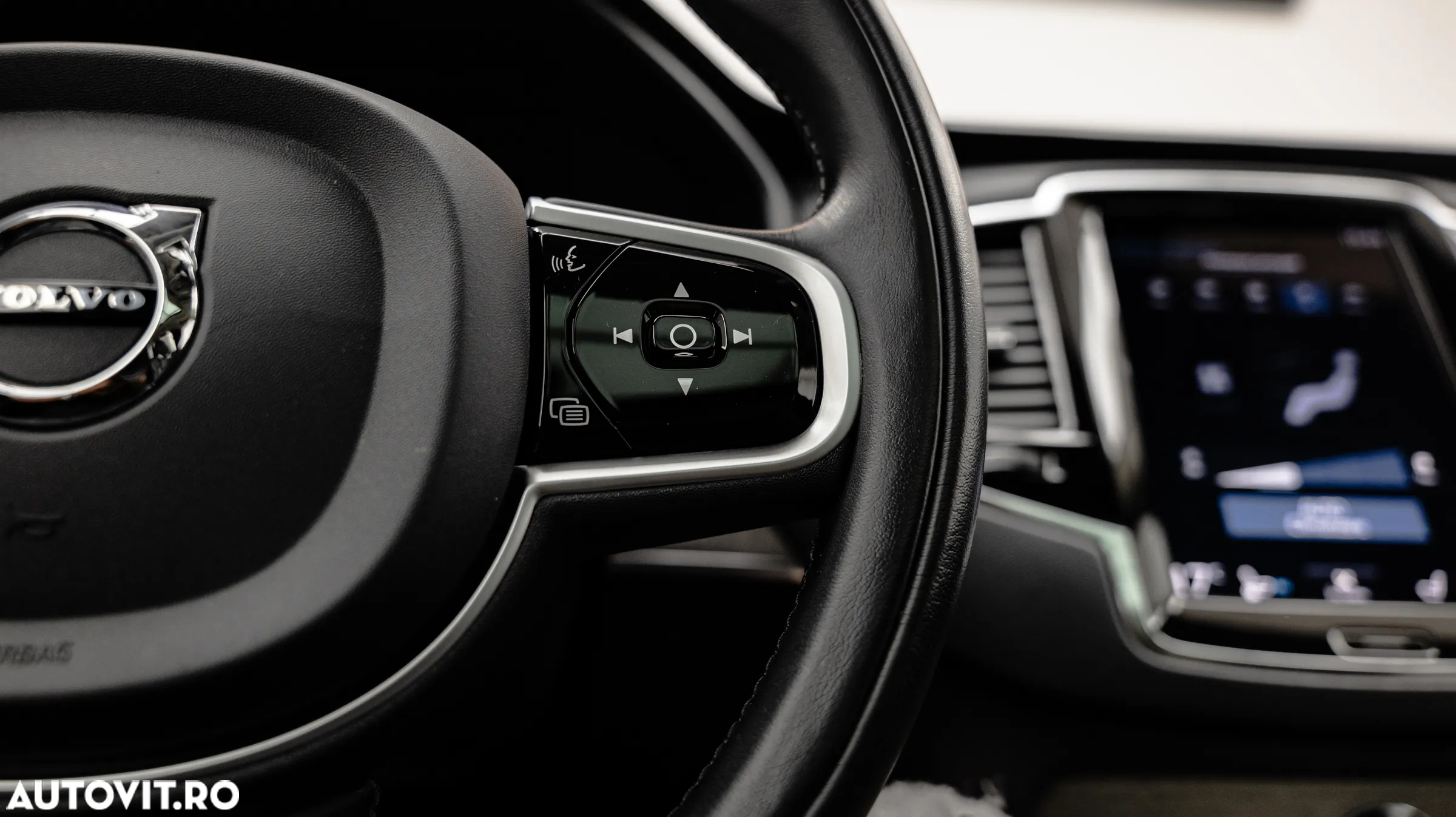 Volvo XC 90 B5 D AWD Geartronic Inscription - 32