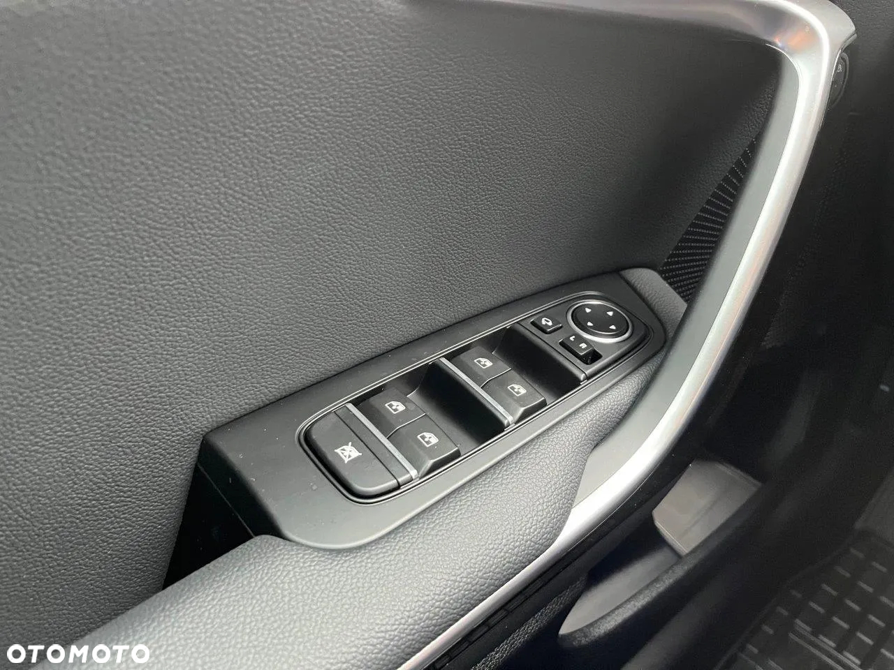 Kia XCeed 1.5 T-GDI Business Line DCT - 11