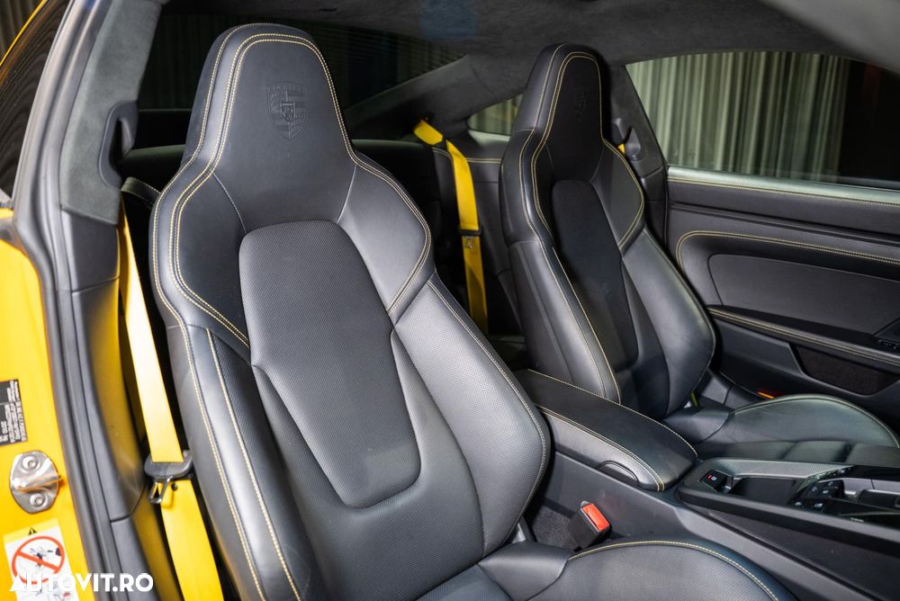 Porsche 911 - 38