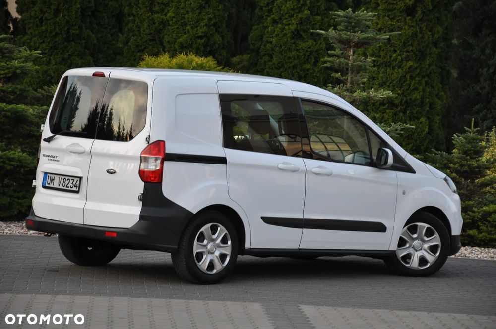 Ford Transit Courier Basis - 13