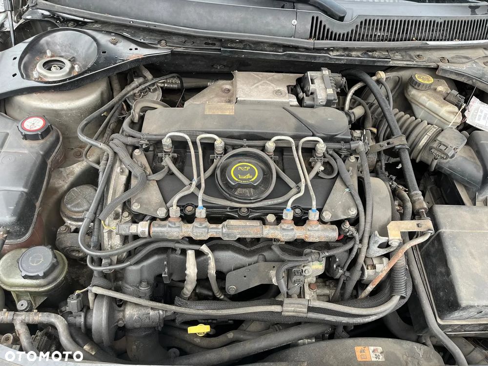 Ford Mondeo 2.0 TDCI DPF Ghia - 17