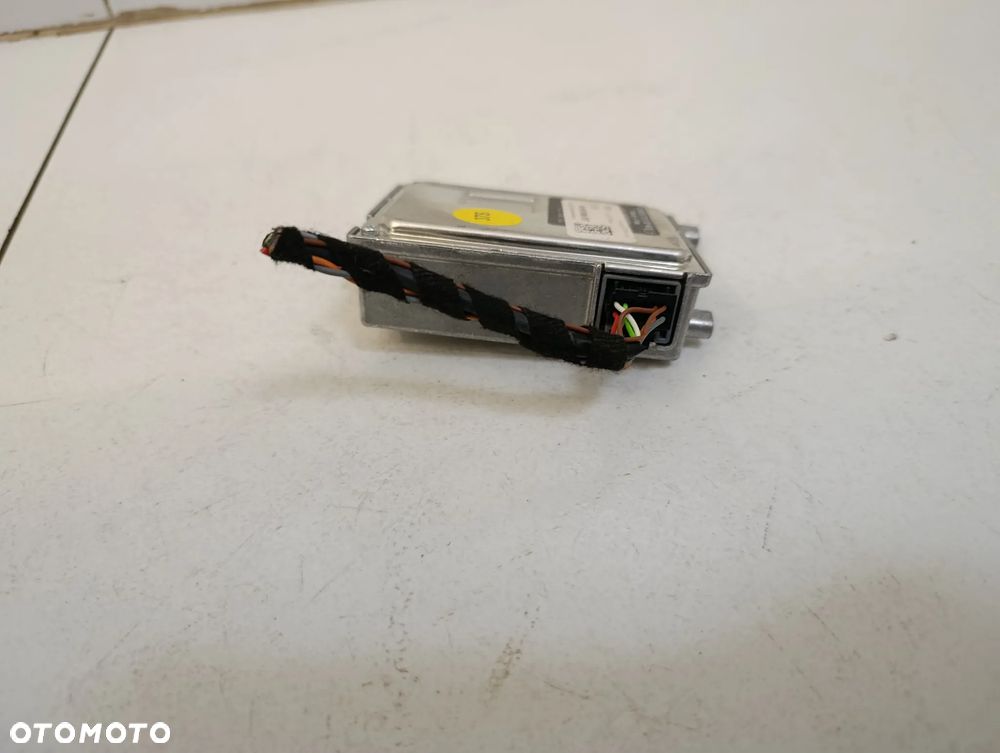 Kamera asystent pasa ruchu szyby czołowej przód Audi Q4 e-tron etron - 3