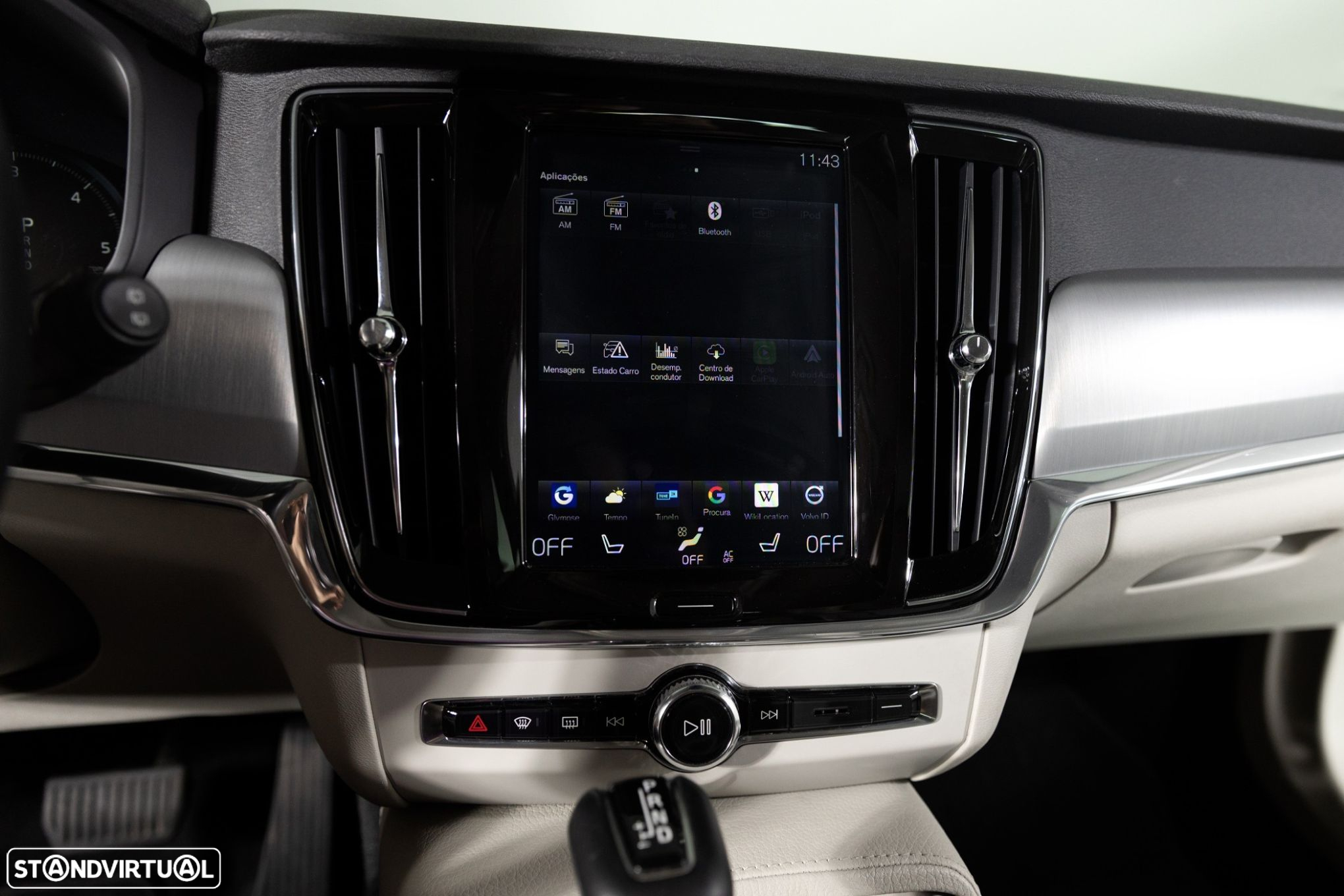 Volvo V90 2.0 D4 Momentum Geartronic - 19