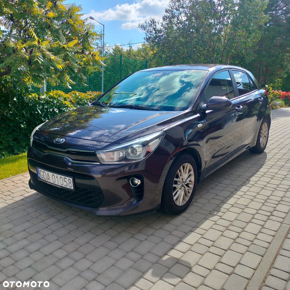 Kia Rio 1.2 L - 3