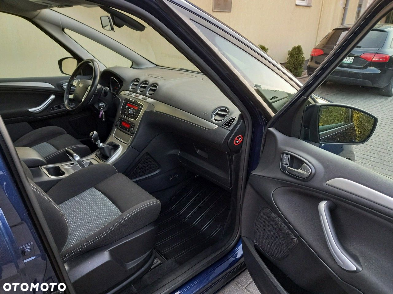 Ford S-Max - 19