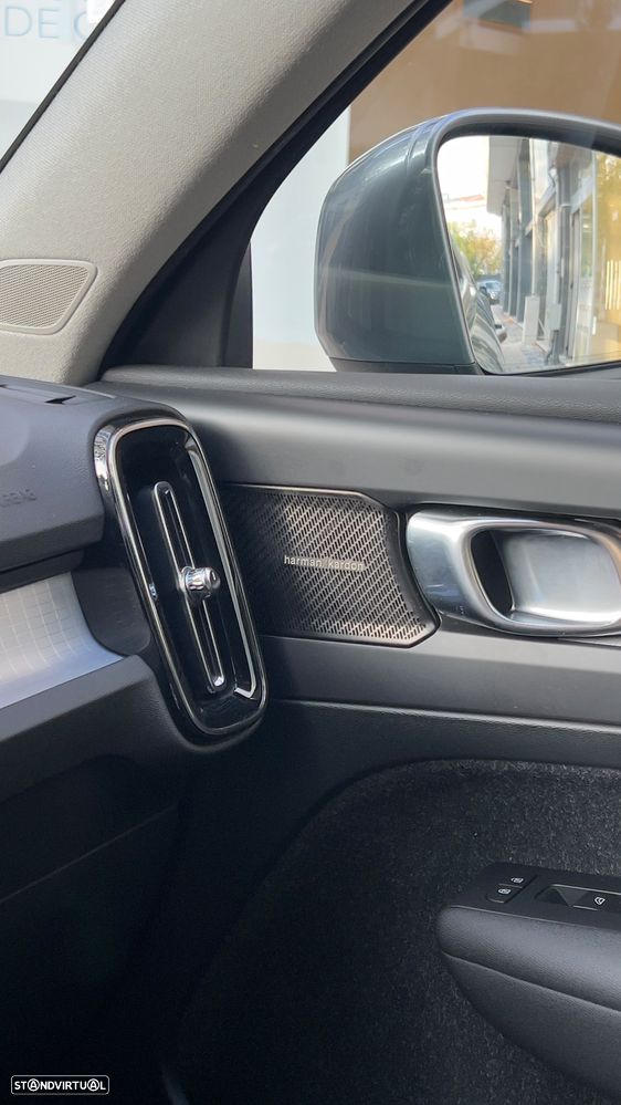 Volvo XC 40 2.0 D3 Momentum Plus Geartronic - 12