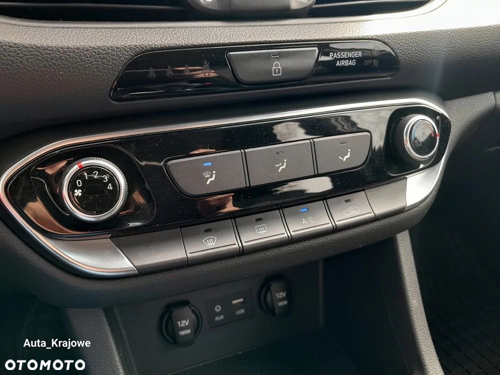 Hyundai i30 1.4 Classic + - 15