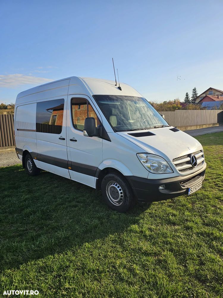 Mercedes-Benz Sprinter - 2