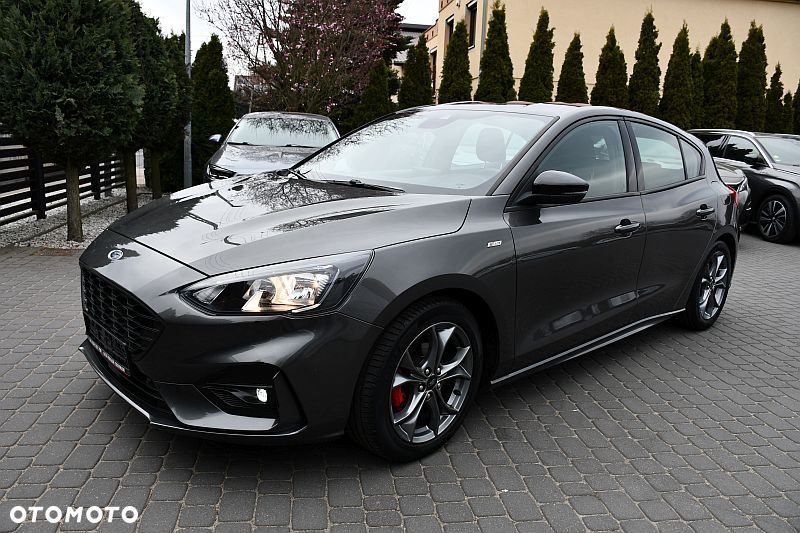 Ford Focus 1.5 EcoBlue Start-Stopp-System ST-LINE STYLE - 39