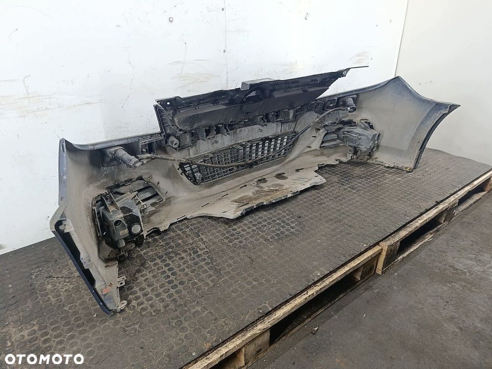 ZDERZAK PRZÓD OPEL VECTRA C FL - 3