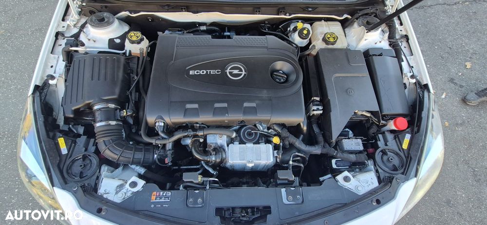 Opel Insignia - 17